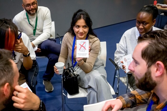 Een groepje bij de burgerdialoog 