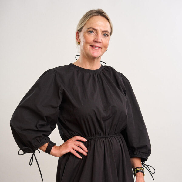 portret Elina Poder